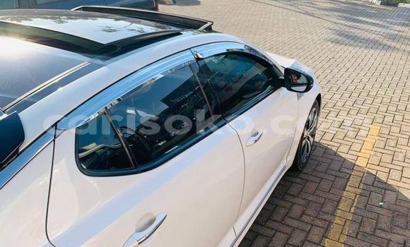 Sayi Na hannu Kia K5 Blanc Mota in Gikongoro a Gikongoro Sayi Na hannu Kia K5 Blanc Mota in Gikongoro a Gikongoro