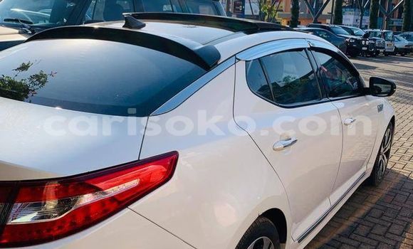 Sayi Na hannu Kia K5 Blanc Mota in Gikongoro a Gikongoro Sayi Na hannu Kia K5 Blanc Mota in Gikongoro a Gikongoro