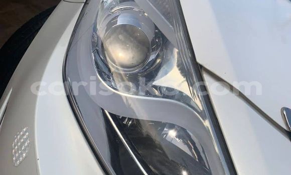 Buy Used Hyundai Sonata White Car in Kigali in Rwanda Buy Used Hyundai Sonata White Car in Kigali in Rwanda