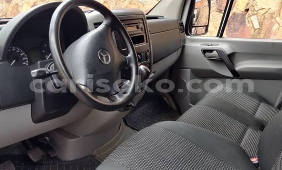 Buy Used Mercedes-Benz S–Class White Car in Kigali in Rwanda Buy Used Mercedes-Benz S–Class White Car in Kigali in Rwanda