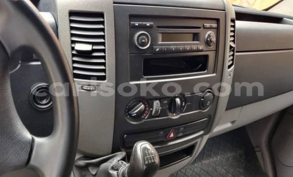 Buy Used Mercedes-Benz S–Class White Car in Kigali in Rwanda Buy Used Mercedes-Benz S–Class White Car in Kigali in Rwanda