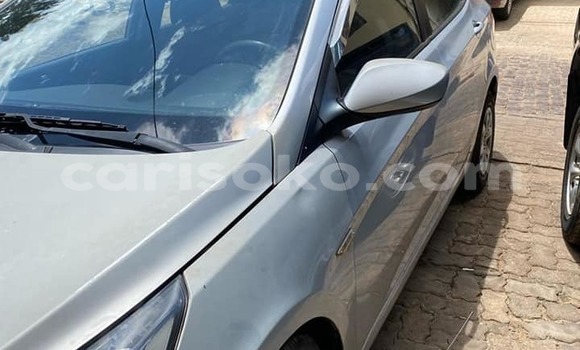 Buy Used Hyundai Accent White Car in Kigali in Rwanda Buy Used Hyundai Accent White Car in Kigali in Rwanda