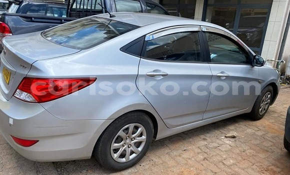 Buy Used Hyundai Accent White Car in Kigali in Rwanda Buy Used Hyundai Accent White Car in Kigali in Rwanda
