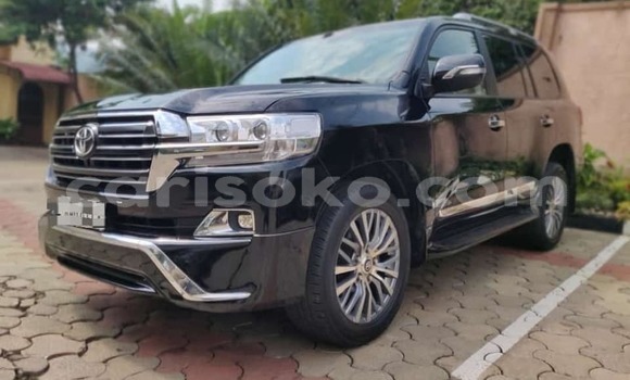 Buy Used Toyota Land Cruiser Black Car in Kigali in Rwanda Buy Used Toyota Land Cruiser Black Car in Kigali in Rwanda