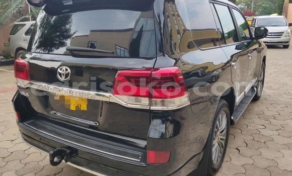 Buy Used Toyota Land Cruiser Black Car in Kigali in Rwanda Buy Used Toyota Land Cruiser Black Car in Kigali in Rwanda