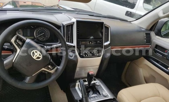 Buy Used Toyota Land Cruiser Black Car in Kigali in Rwanda Buy Used Toyota Land Cruiser Black Car in Kigali in Rwanda