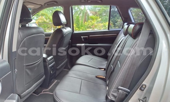 Buy Used Hyundai Santa Fe Other Car in Kigali in Rwanda Buy Used Hyundai Santa Fe Other Car in Kigali in Rwanda