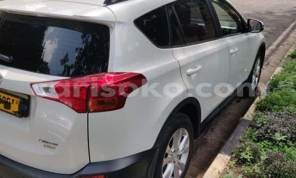 Buy Used Toyota RAV4 White Car in Kigali in Rwanda Buy Used Toyota RAV4 White Car in Kigali in Rwanda