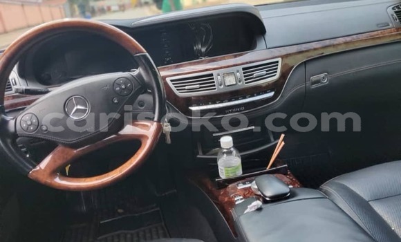 Buy Used Mercedes-Benz S–Class Black Car in Kigali in Rwanda Buy Used Mercedes-Benz S–Class Black Car in Kigali in Rwanda