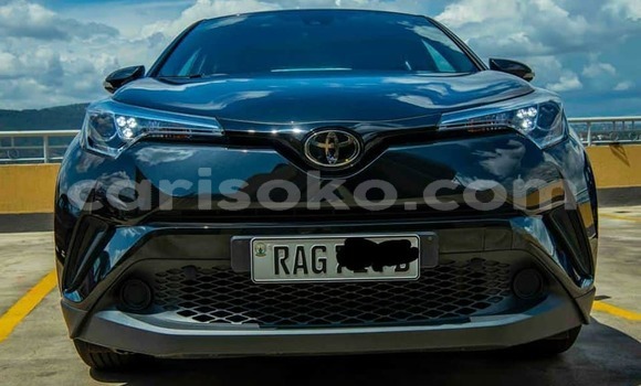 Acheter Occasion Voiture Toyota C-HR Noir à Kigali, Rwanda