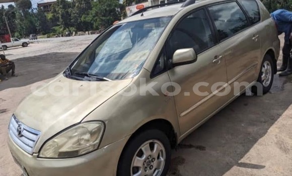 Sayi Na hannu Toyota Avensis Autre Mota in Kigali a Rwanda Sayi Na hannu Toyota Avensis Autre Mota in Kigali a Rwanda