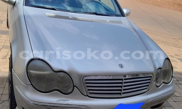 Sayi Na hannu Toyota Comfort Autre Mota in Kigali a Rwanda Sayi Na hannu Toyota Comfort Autre Mota in Kigali a Rwanda