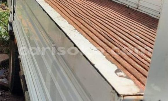 Sayi Na hannu Oldsmobile Achieva Autre Mota in Kigali a Rwanda Sayi Na hannu Oldsmobile Achieva Autre Mota in Kigali a Rwanda