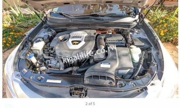 اشتري مستعمل Hyundai Santa Fe Autre سيارة في Kigali في Rwanda اشتري مستعمل Hyundai Santa Fe Autre سيارة في Kigali في Rwanda