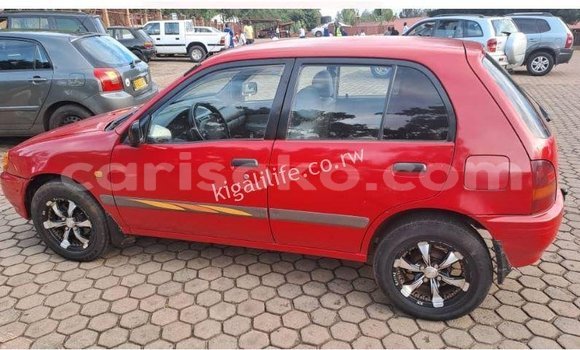 اشتري مستعمل Toyota Starlet Autre سيارة في Kigali في Rwanda اشتري مستعمل Toyota Starlet Autre سيارة في Kigali في Rwanda