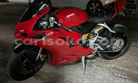 Sayi Na hannu Ducati Panigale Rouge Motsi in Kigali a Rwanda Sayi Na hannu Ducati Panigale Rouge Motsi in Kigali a Rwanda