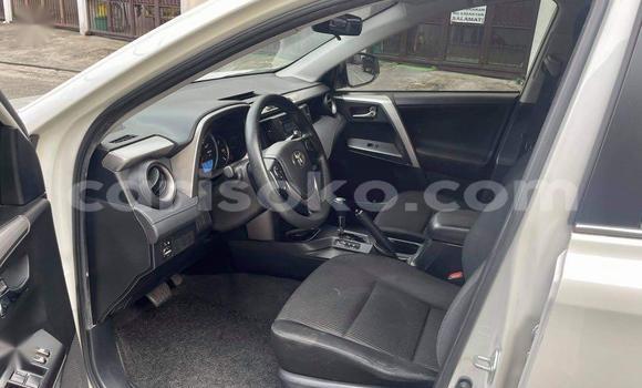 Buy Used Toyota RAV4 White Car in Kigali in Rwanda Buy Used Toyota RAV4 White Car in Kigali in Rwanda