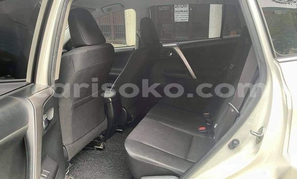 Buy Used Toyota RAV4 White Car in Kigali in Rwanda Buy Used Toyota RAV4 White Car in Kigali in Rwanda
