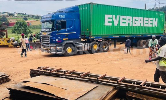 Sayi Na hannu Scania R420 Bleu Babbar mota in Kigali a Rwanda Sayi Na hannu Scania R420 Bleu Babbar mota in Kigali a Rwanda