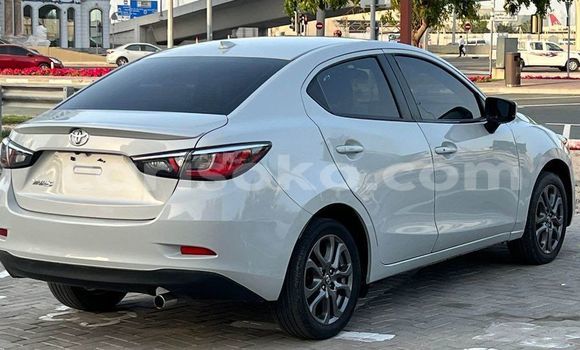 اشتري مستعمل Toyota Yaris Blanc سيارة في Kigali في Rwanda اشتري مستعمل Toyota Yaris Blanc سيارة في Kigali في Rwanda