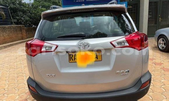 اشتري مستعمل Toyota RAV4 Autre سيارة في Kigali في Rwanda اشتري مستعمل Toyota RAV4 Autre سيارة في Kigali في Rwanda