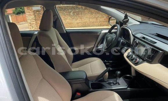 اشتري مستعمل Toyota RAV4 Autre سيارة في Kigali في Rwanda اشتري مستعمل Toyota RAV4 Autre سيارة في Kigali في Rwanda