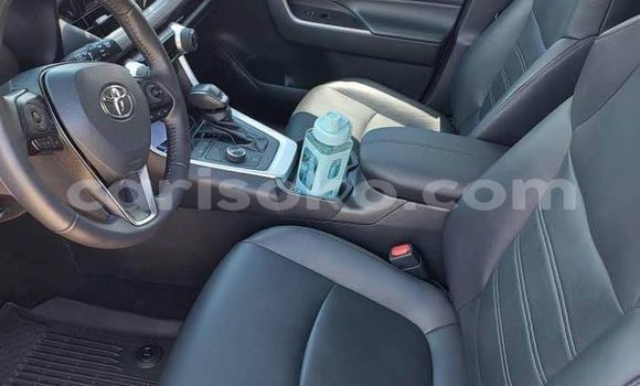 اشتري مستعمل Toyota RAV4 Autre سيارة في Gasarenda في Rwanda اشتري مستعمل Toyota RAV4 Autre سيارة في Gasarenda في Rwanda