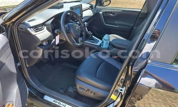 اشتري مستعمل Toyota RAV4 Autre سيارة في Gasarenda في Rwanda اشتري مستعمل Toyota RAV4 Autre سيارة في Gasarenda في Rwanda