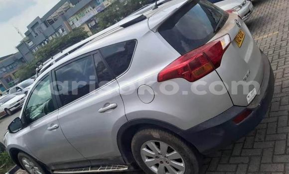 اشتري مستعمل Toyota RAV4 Autre سيارة في Cyangugu في Cyangugu اشتري مستعمل Toyota RAV4 Autre سيارة في Cyangugu في Cyangugu