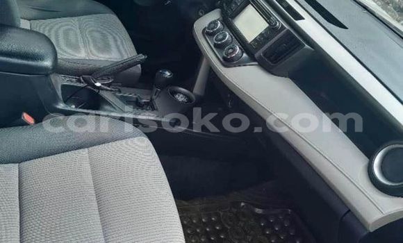 اشتري مستعمل Toyota RAV4 Autre سيارة في Cyangugu في Cyangugu اشتري مستعمل Toyota RAV4 Autre سيارة في Cyangugu في Cyangugu