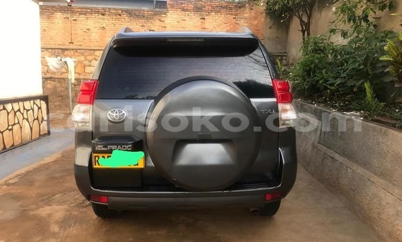 Sayi Na hannu Toyota Land Cruiser Autre Mota in Kigali a Rwanda Sayi Na hannu Toyota Land Cruiser Autre Mota in Kigali a Rwanda