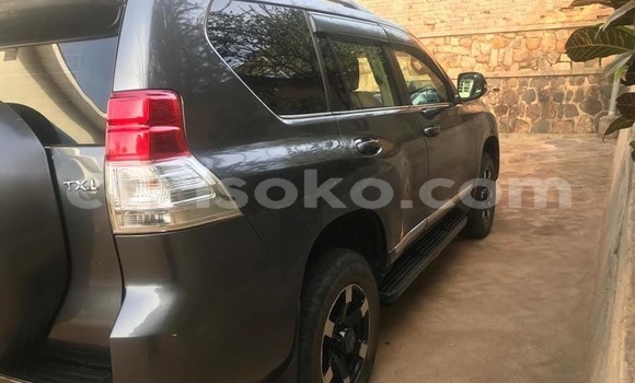 Sayi Na hannu Toyota Land Cruiser Autre Mota in Kigali a Rwanda Sayi Na hannu Toyota Land Cruiser Autre Mota in Kigali a Rwanda