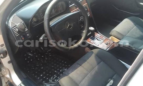 Sayi Na hannu Mercedes-Benz C–Class Autre Mota in Cyangugu a Cyangugu Sayi Na hannu Mercedes-Benz C–Class Autre Mota in Cyangugu a Cyangugu