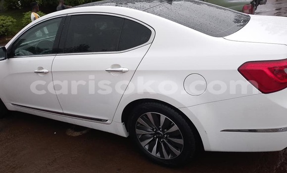 اشتري مستعمل Kia K7 Blanc سيارة في Kigali في Rwanda اشتري مستعمل Kia K7 Blanc سيارة في Kigali في Rwanda