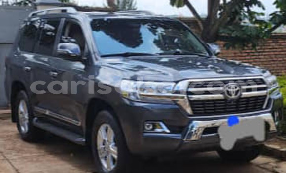 اشتري مستعمل Toyota Land Cruiser Prado Autre سيارة في Kigali في Rwanda اشتري مستعمل Toyota Land Cruiser Prado Autre سيارة في Kigali في Rwanda