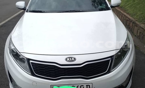 Acheter Occasion Voiture Kia K5 Blanc à Gasarenda, Rwanda Acheter Occasion Voiture Kia K5 Blanc à Gasarenda, Rwanda