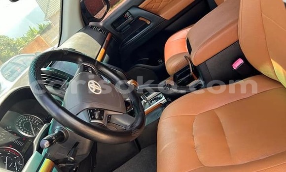 اشتري مستعمل Toyota Land Cruiser Autre سيارة في Gasarenda في Rwanda اشتري مستعمل Toyota Land Cruiser Autre سيارة في Gasarenda في Rwanda