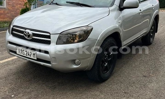 اشتري مستعمل Toyota RAV4 Autre سيارة في Byumba في Byumba اشتري مستعمل Toyota RAV4 Autre سيارة في Byumba في Byumba