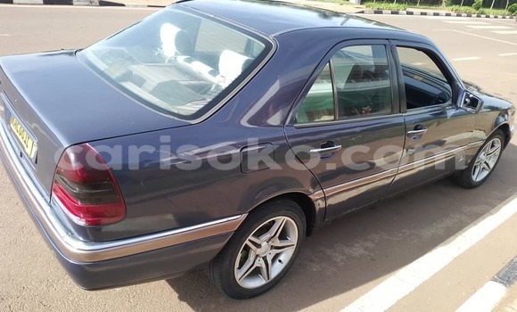 Acheter Occasion Voiture Mercedes-Benz C–Class Noir à Byumba, Byumba Acheter Occasion Voiture Mercedes-Benz C–Class Noir à Byumba, Byumba