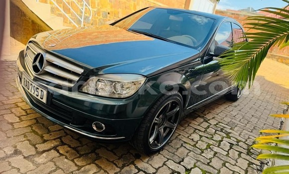 اشتري مستعمل Mercedes-Benz C–Class Noir سيارة في Cyangugu في Cyangugu اشتري مستعمل Mercedes-Benz C–Class Noir سيارة في Cyangugu في Cyangugu