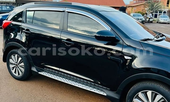 اشتري مستعمل Kia Sportage Noir سيارة في Butare في Butare اشتري مستعمل Kia Sportage Noir سيارة في Butare في Butare