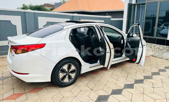 Acheter Occasion Voiture Kia K5 Blanc à Byumba, Byumba Acheter Occasion Voiture Kia K5 Blanc à Byumba, Byumba
