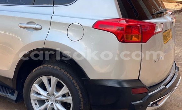 اشتري مستعمل Toyota RAV4 Autre سيارة في Cyangugu في Cyangugu اشتري مستعمل Toyota RAV4 Autre سيارة في Cyangugu في Cyangugu