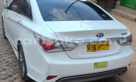Acheter Occasion Voiture Hyundai Sonata Blanc à Cyangugu, Cyangugu Acheter Occasion Voiture Hyundai Sonata Blanc à Cyangugu, Cyangugu