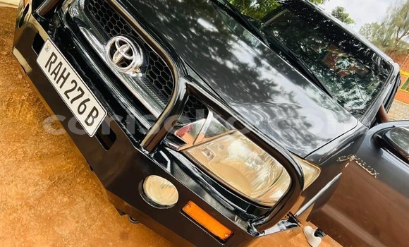 Buy Used Toyota Hilux Black Car in Gasarenda in Rwanda Buy Used Toyota Hilux Black Car in Gasarenda in Rwanda