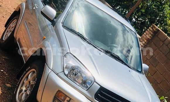 Sayi Na hannu Toyota RAV4 Autre Mota in Byumba a Byumba Sayi Na hannu Toyota RAV4 Autre Mota in Byumba a Byumba