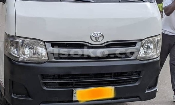 Sayi Na hannu Toyota Hiace Blanc Mota in Byumba a Byumba Sayi Na hannu Toyota Hiace Blanc Mota in Byumba a Byumba