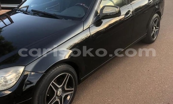 Sayi Na hannu Mercedes-Benz 230 Noir Mota in Cyangugu a Cyangugu Sayi Na hannu Mercedes-Benz 230 Noir Mota in Cyangugu a Cyangugu