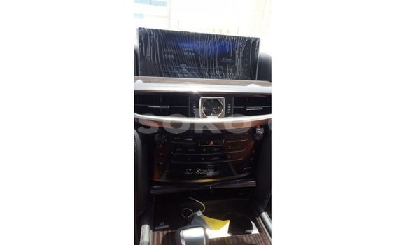 Acheter Import Voiture Toyota Land Cruiser Noir à Import - Dubai, Rwanda Acheter Import Voiture Toyota Land Cruiser Noir à Import - Dubai, Rwanda