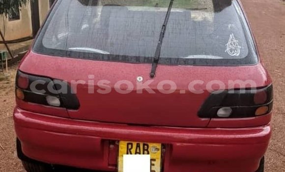 اشتري مستعمل Toyota Starlet Rouge سيارة في Gasarenda في Rwanda اشتري مستعمل Toyota Starlet Rouge سيارة في Gasarenda في Rwanda